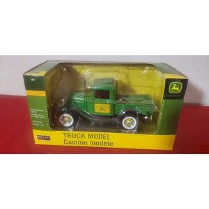 SpecCast 1932 Ford Pickup 1/25 John Deere Tractors
